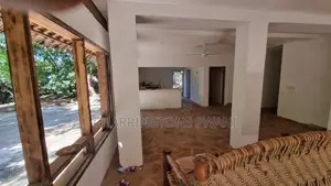5bdrm Villa in Diani for sale