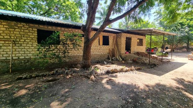 5bdrm Villa in Diani for sale - thumbnail 12