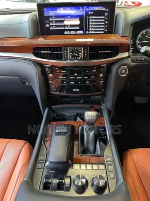 Lexus LX 570 AWD 2018 Gray