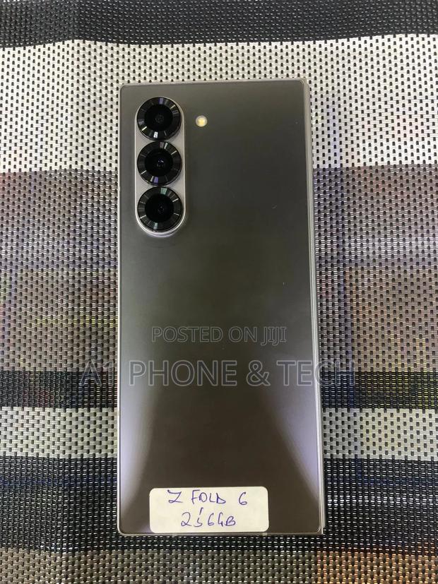 Samsung Galaxy Z Fold6 256 GB Silver