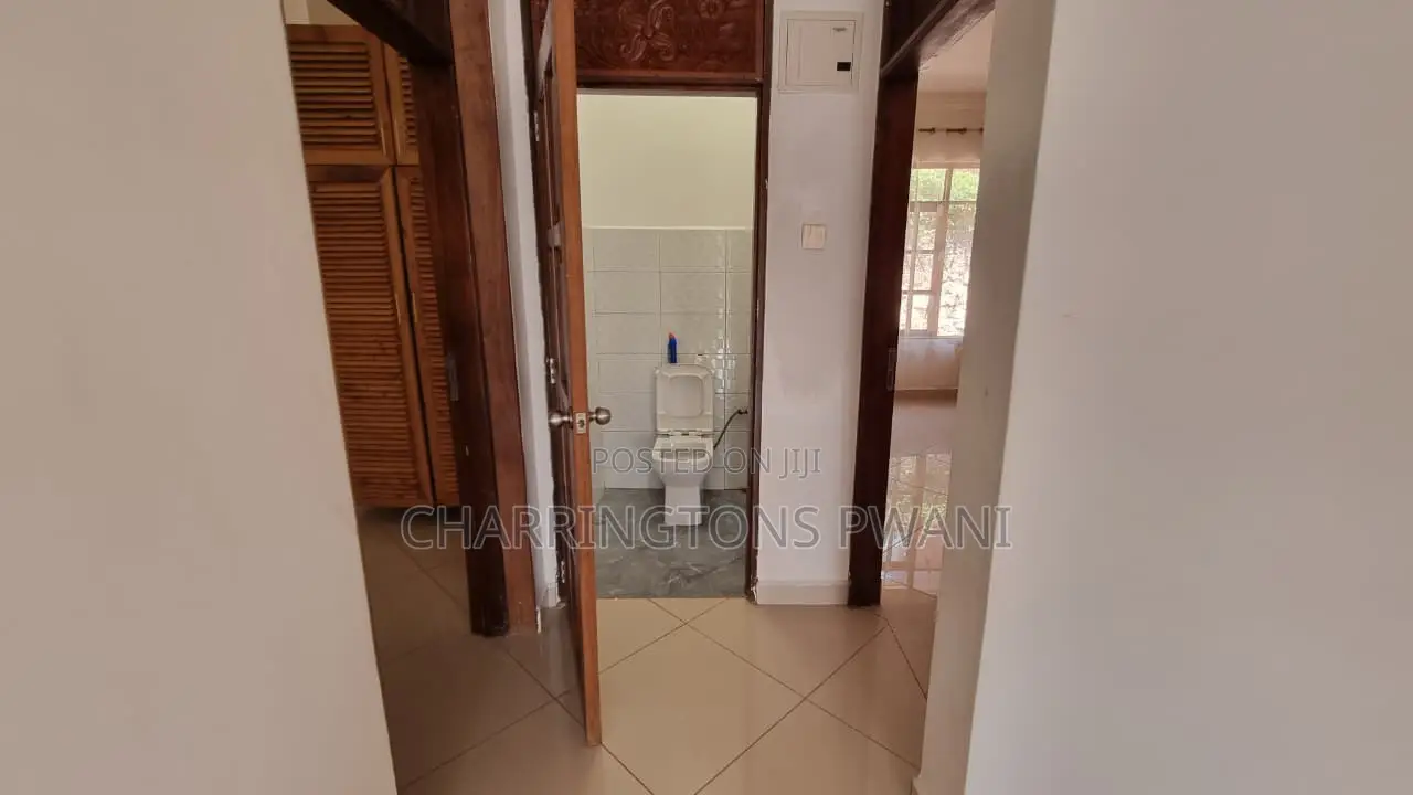 Furnished 3bdrm Villa in Diani for sale
