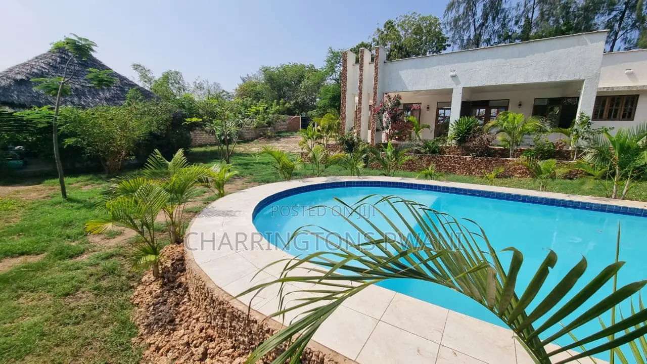 Furnished 3bdrm Villa in Diani for sale