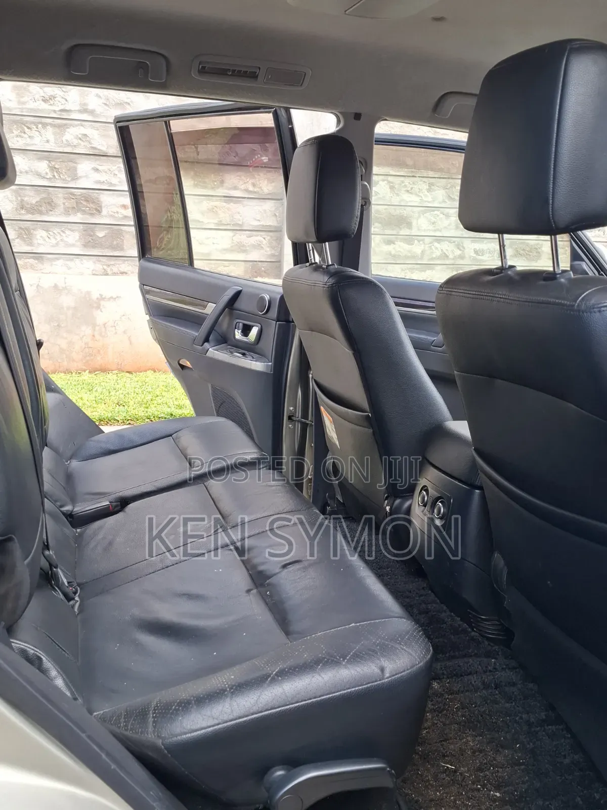 Mitsubishi Pajero 3.2 Di-Dc GLS 2012 Gray
