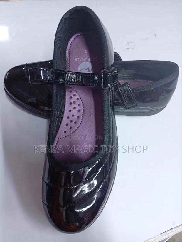 School Shoe - thumbnail 2