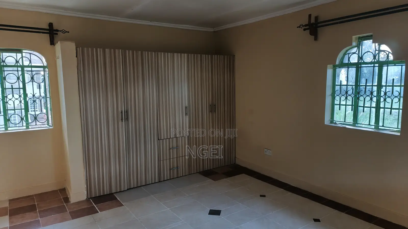 3bdrm Duplex in Thome Estate for rent