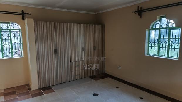 3bdrm Duplex in Thome Estate for rent - thumbnail 2