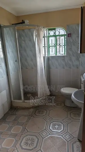 3bdrm Duplex in Thome Estate for rent