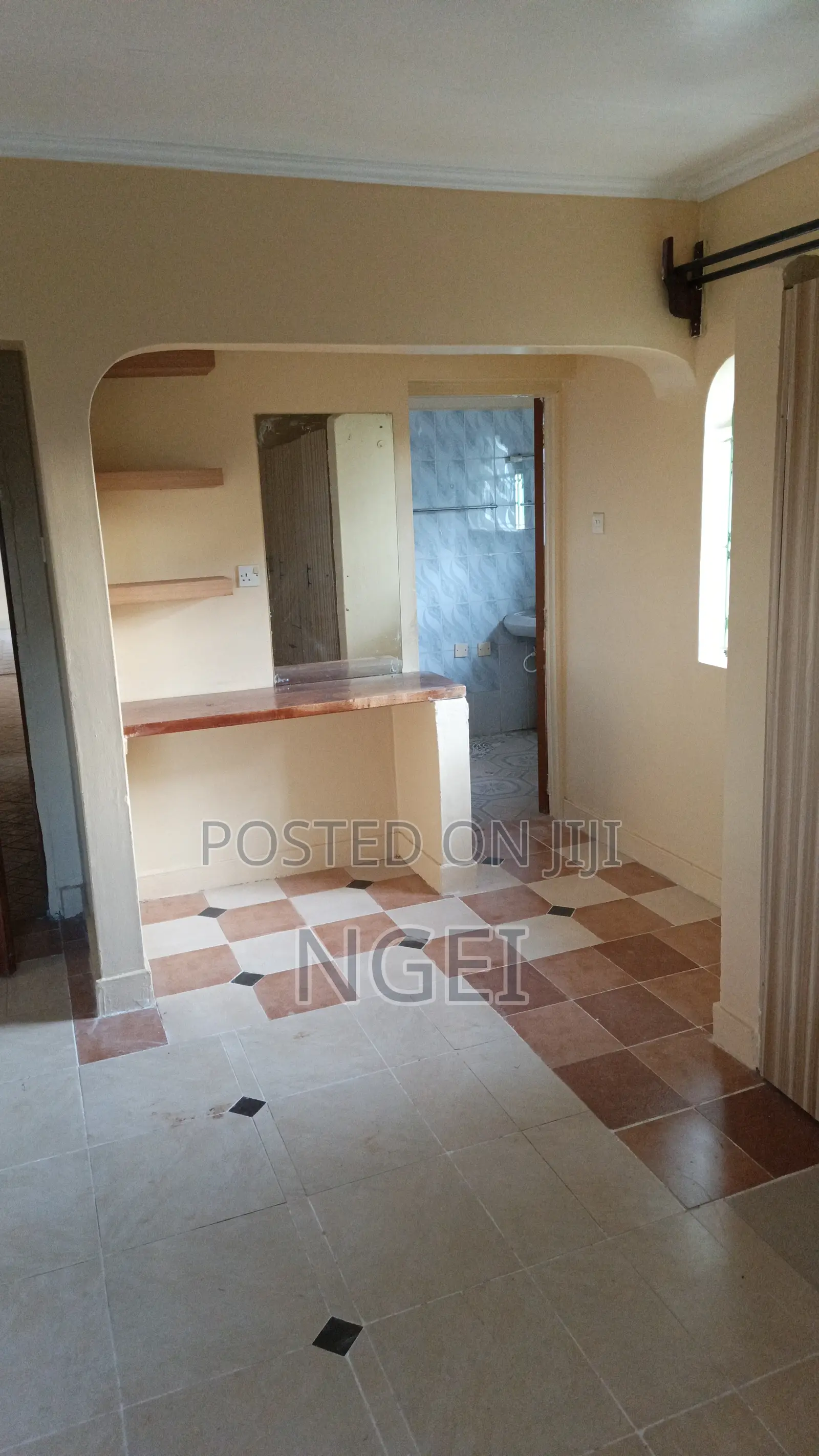 3bdrm Duplex in Thome Estate for rent