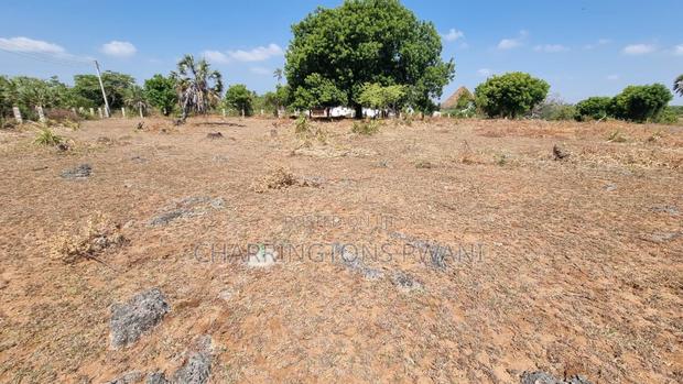 1⁄4 Acre Plot | 3rd Row Diani | Flat Beaconed | Municipal Water