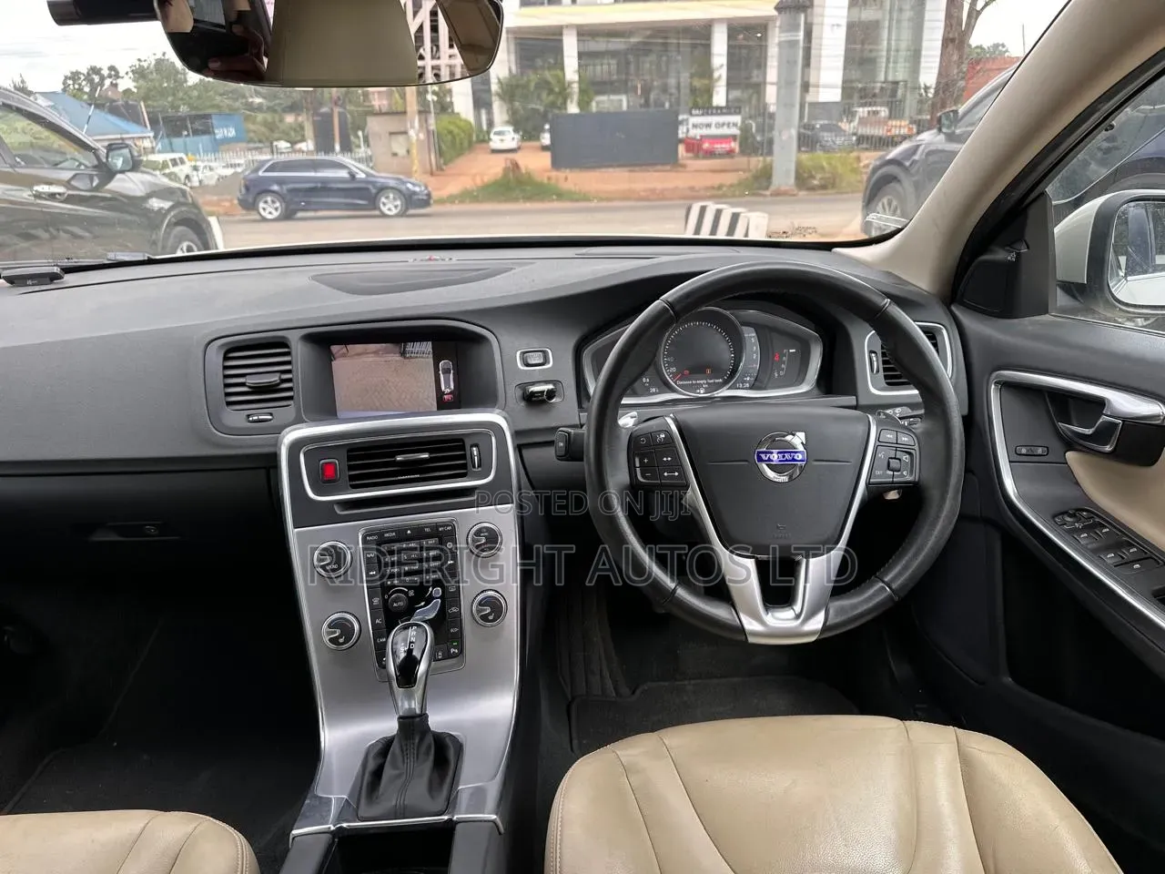 Volvo V60 2018 Beige