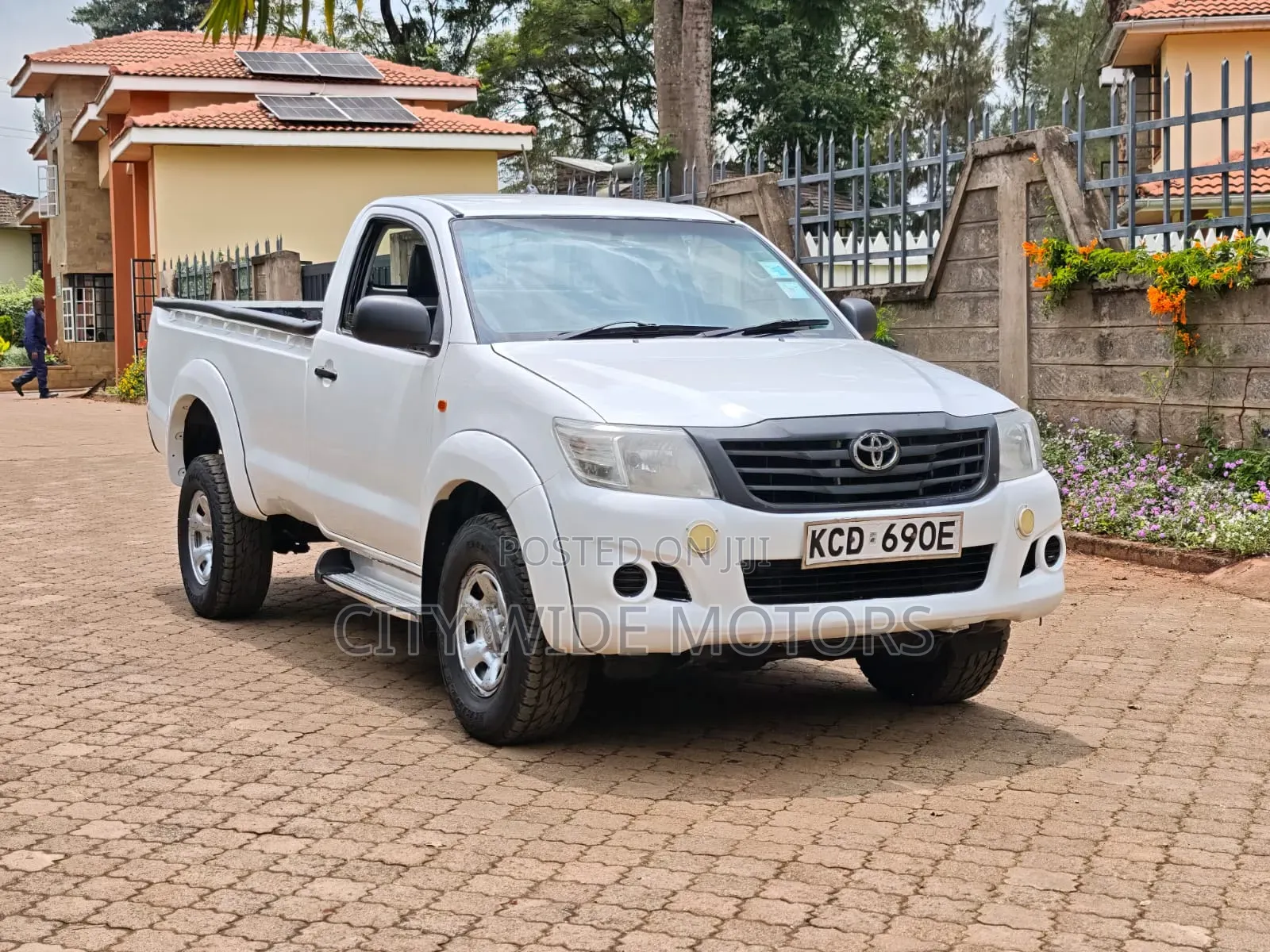 Toyota Hilux 2015 White