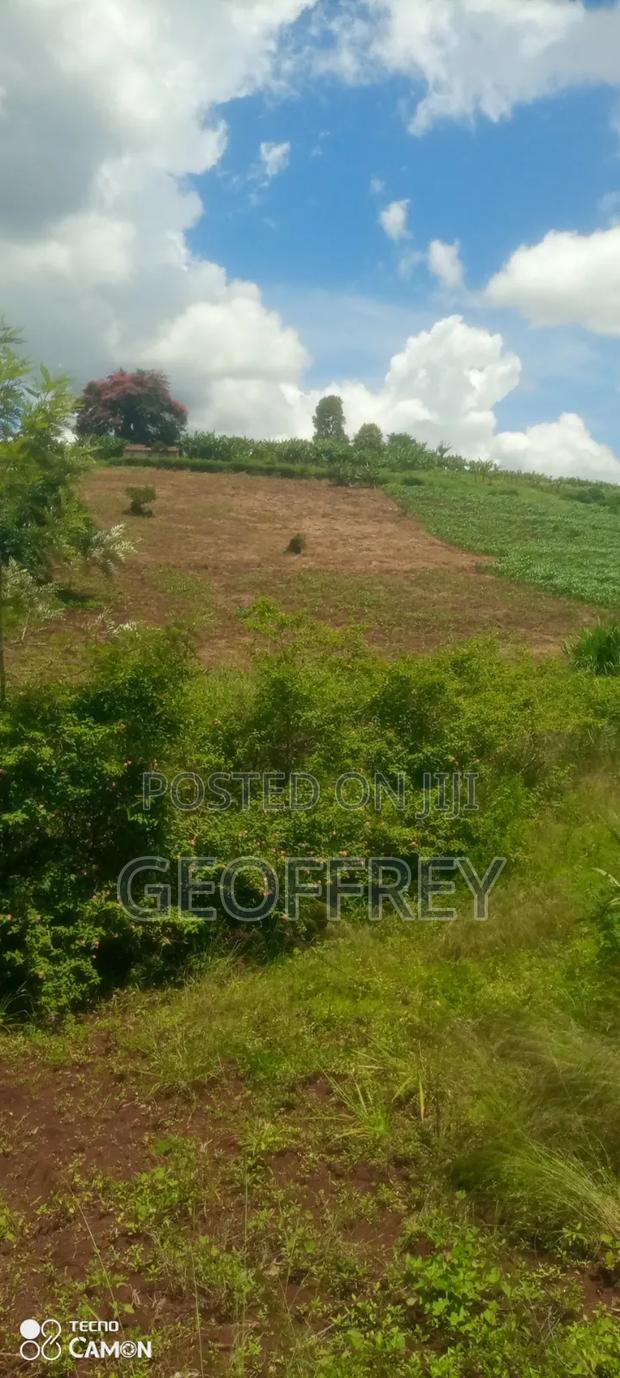 Selling 5 Acres in Kiganjo Rd Gatundu Gathage Area.