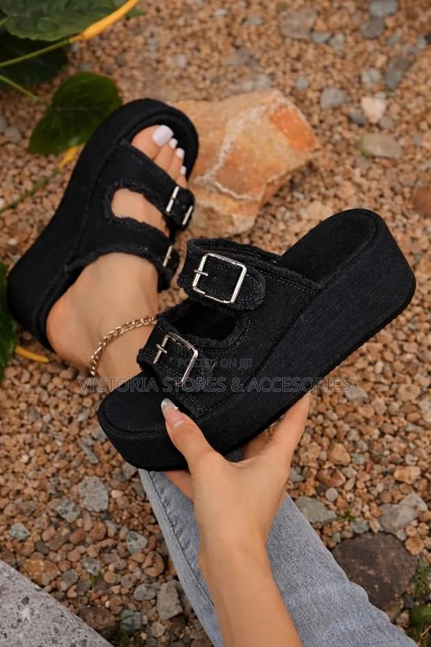 Shoes Collection - thumbnail 3