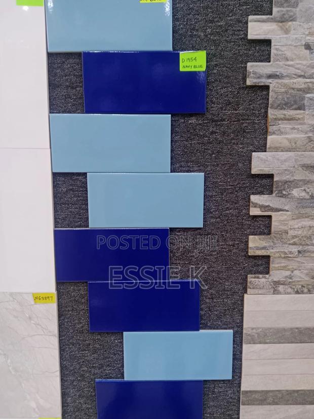 Pool Tiles - main view