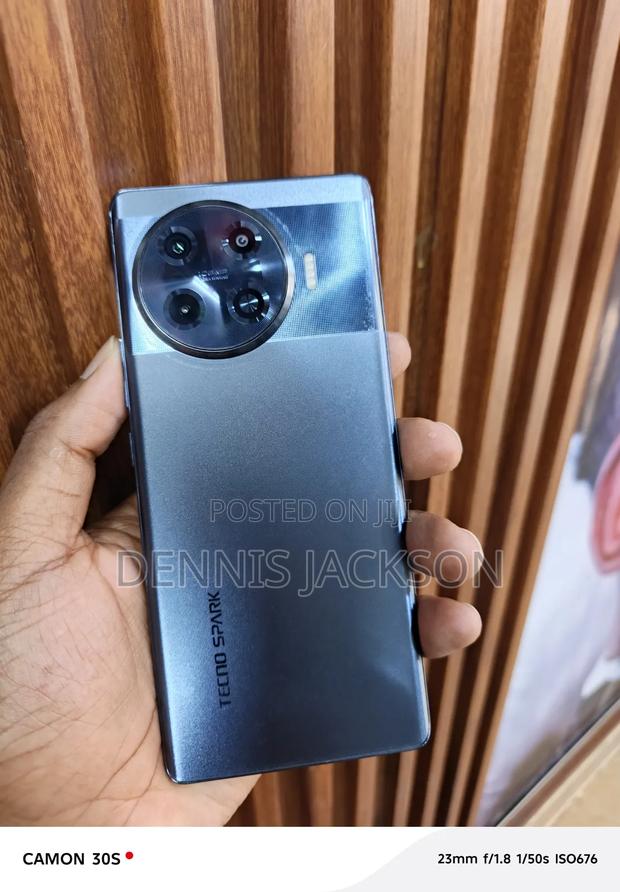 Tecno Spark 20 Pro Plus 256 GB Black - main view