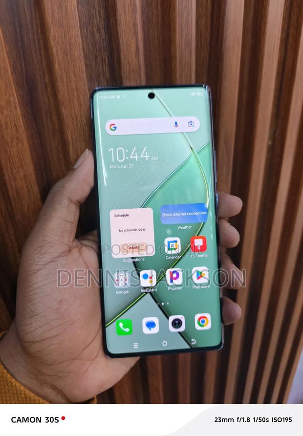 Tecno Spark 20 Pro Plus 256 GB Black - thumbnail 4