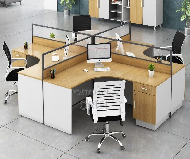 Office Workstation : Executive 4-Way Curved Office Workstation