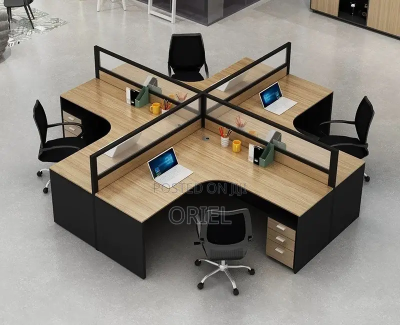 Office Workstation : Executive 4-Way Curved Office Workstation