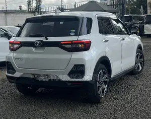 Toyota Raize 1.0 FWD 2019 White