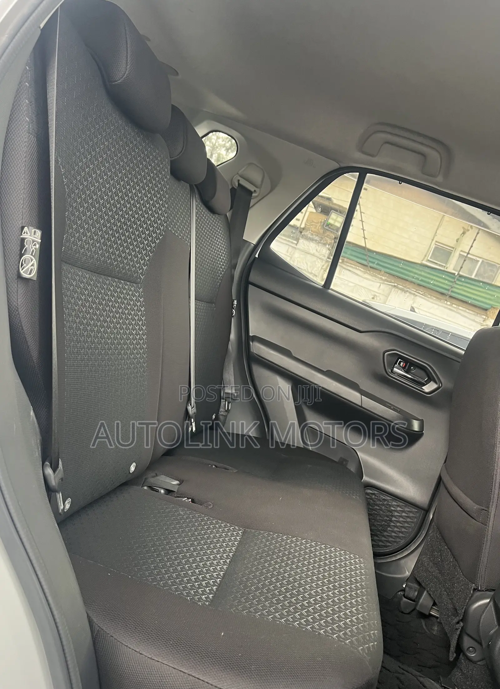 Toyota Raize 1.0 FWD 2019 White