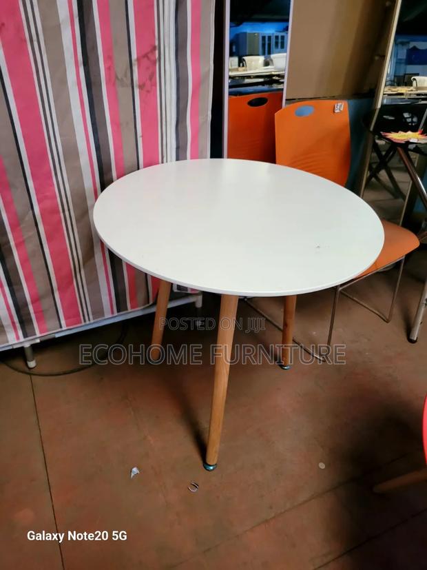 White Top Round Coffee Table - main view