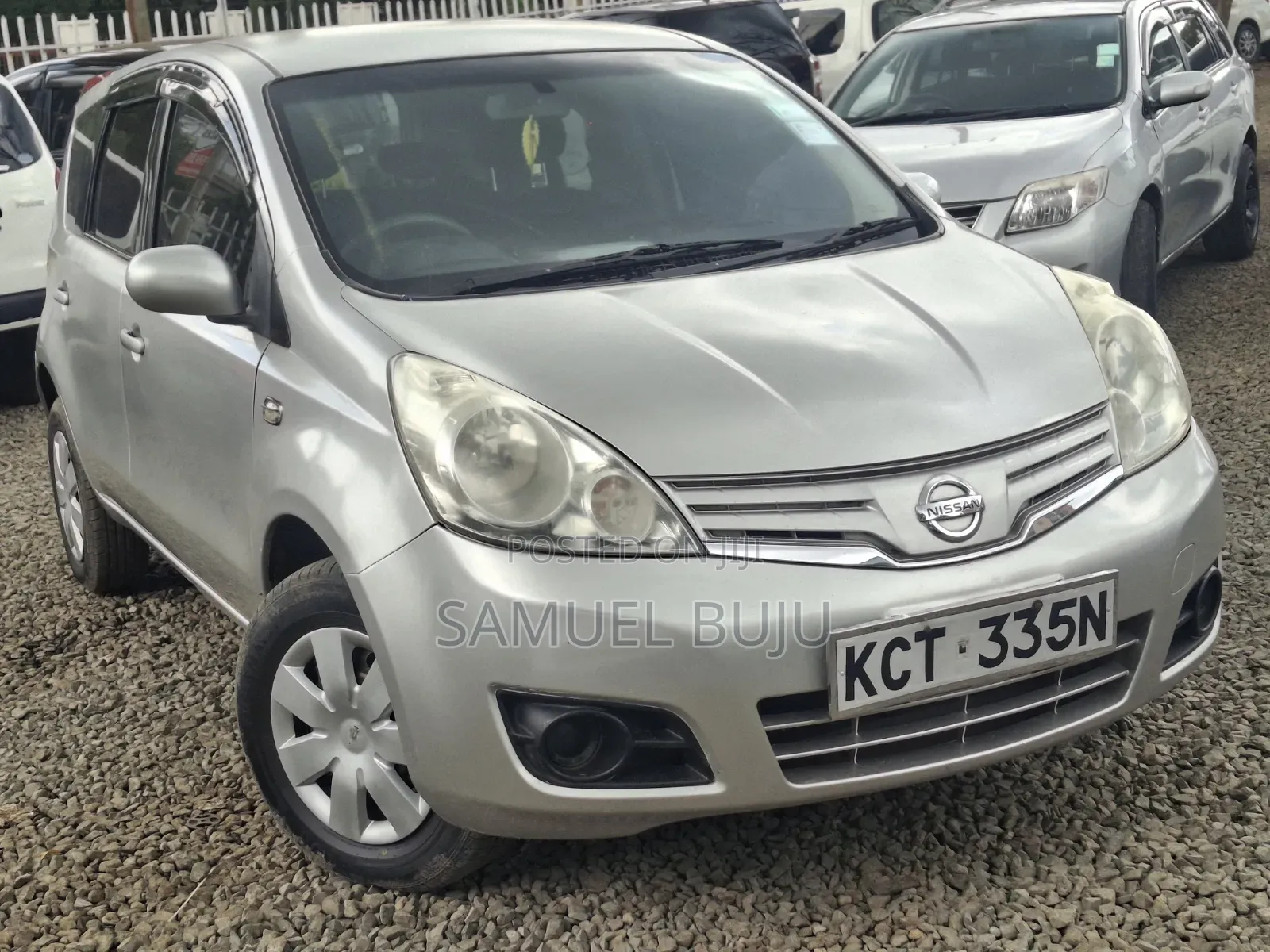 Nissan Note 2011 Silver