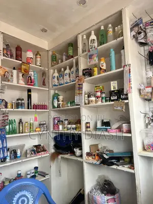 Cosmetic Shop