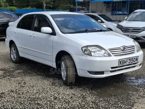 Toyota Corolla 2005 White