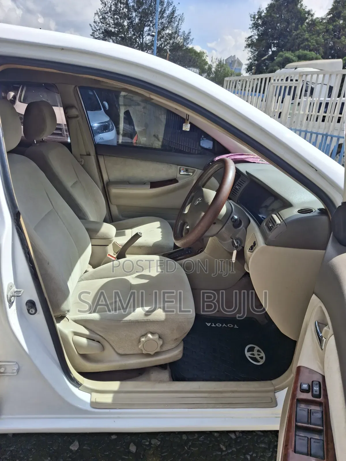 Toyota Corolla 2005 White