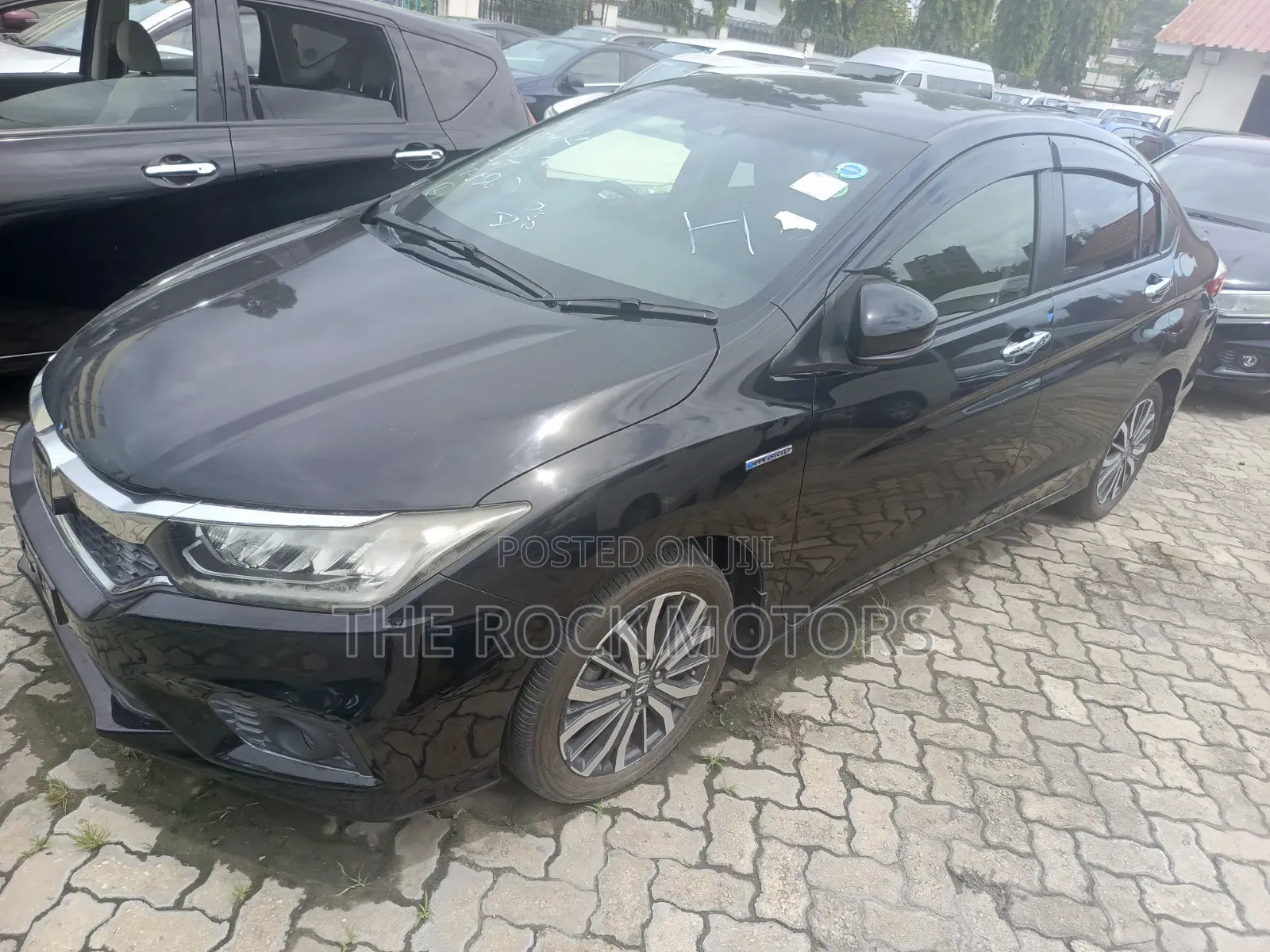 Honda Grace 2019 Black