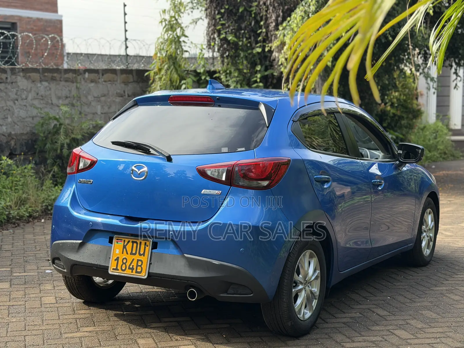 Mazda Demio 2018 Blue