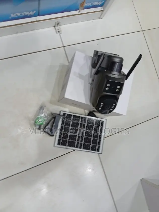 Dazzling Ubox Sd320 Dual Lens Outdoor PTZ Solar Wifi Enabledcamera