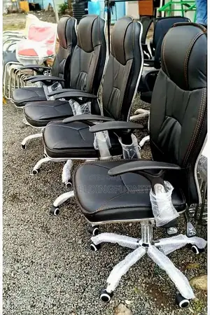 Executive Generic Leather Office Chair Mk