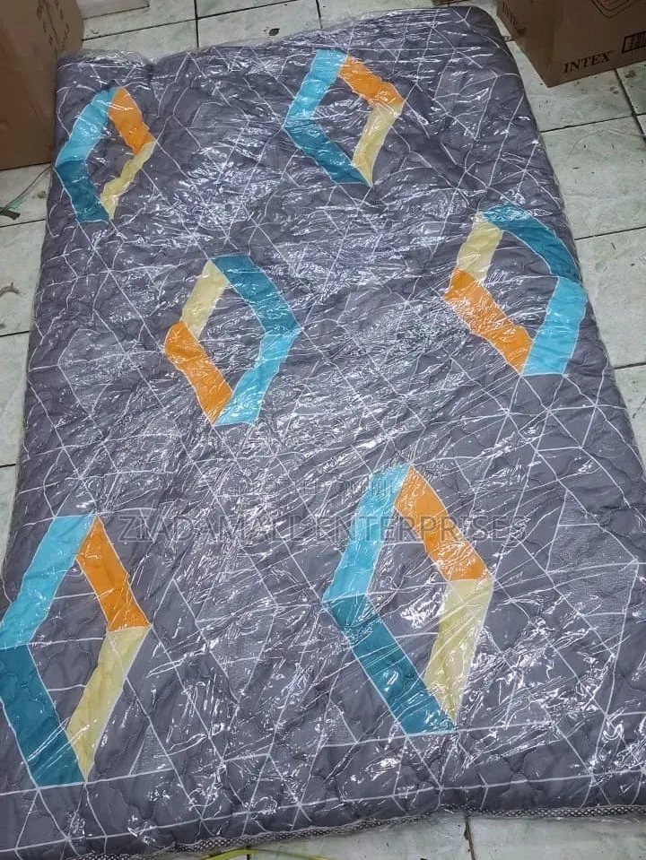 Mattress Topper, Premium Mattress Topper 4*6