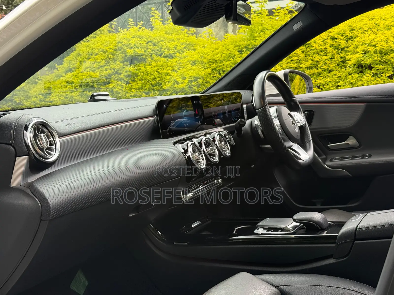 Mercedes-Benz A-Class 2019 White