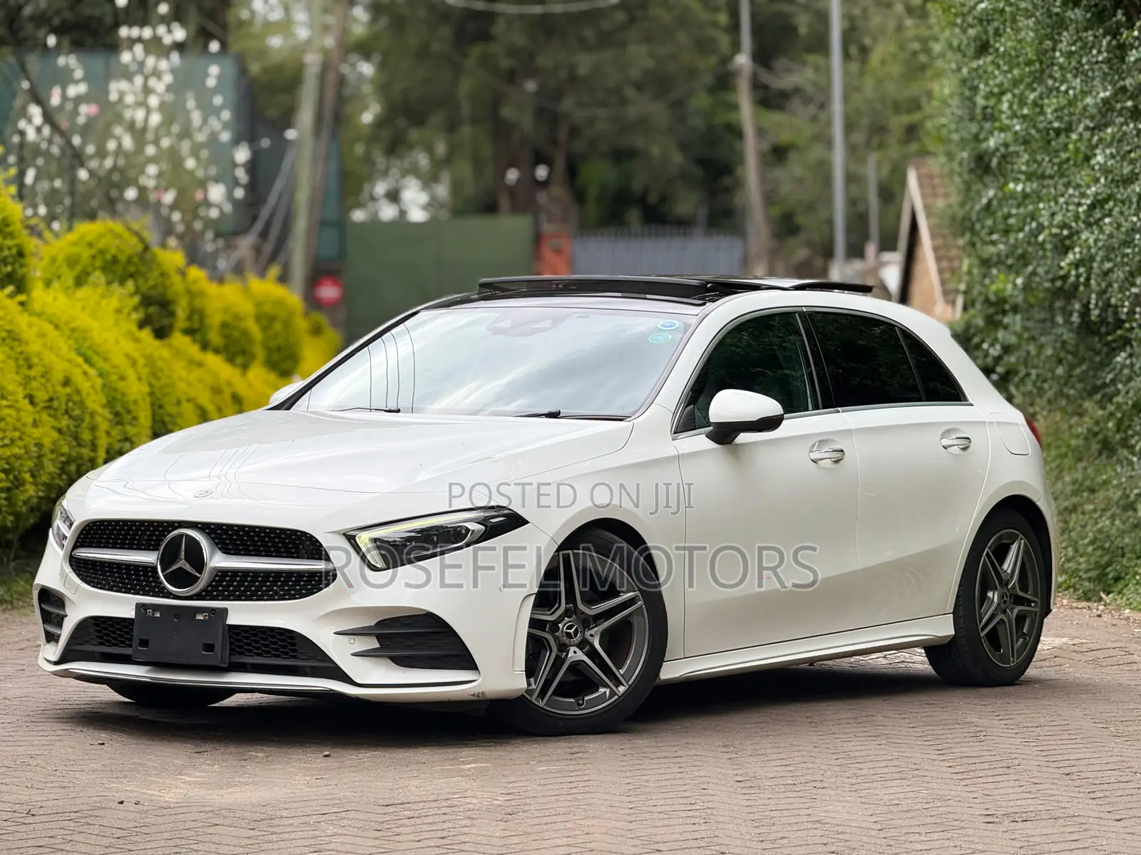 Mercedes-Benz A-Class 2019 White