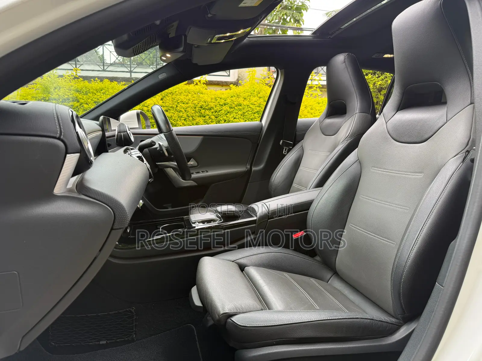 Mercedes-Benz A-Class 2019 White