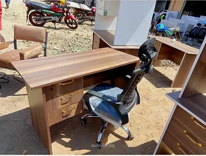 Headrest Office Chair and Desk Wt