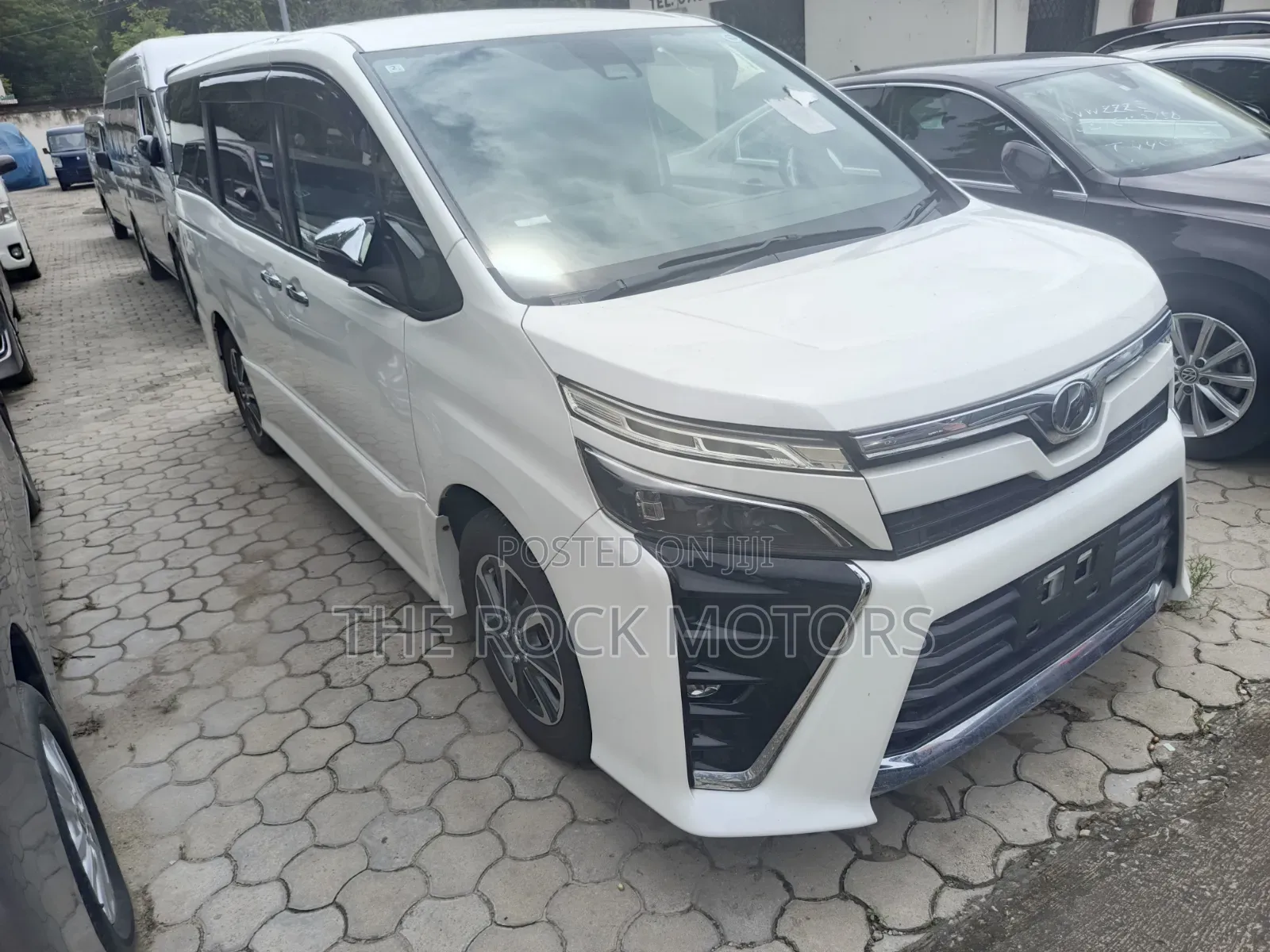Toyota Voxy 2020 White