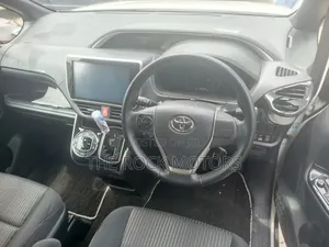 Toyota Voxy 2020 White