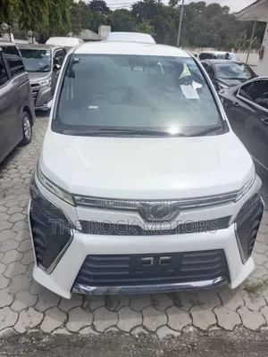 Toyota Voxy 2020 White