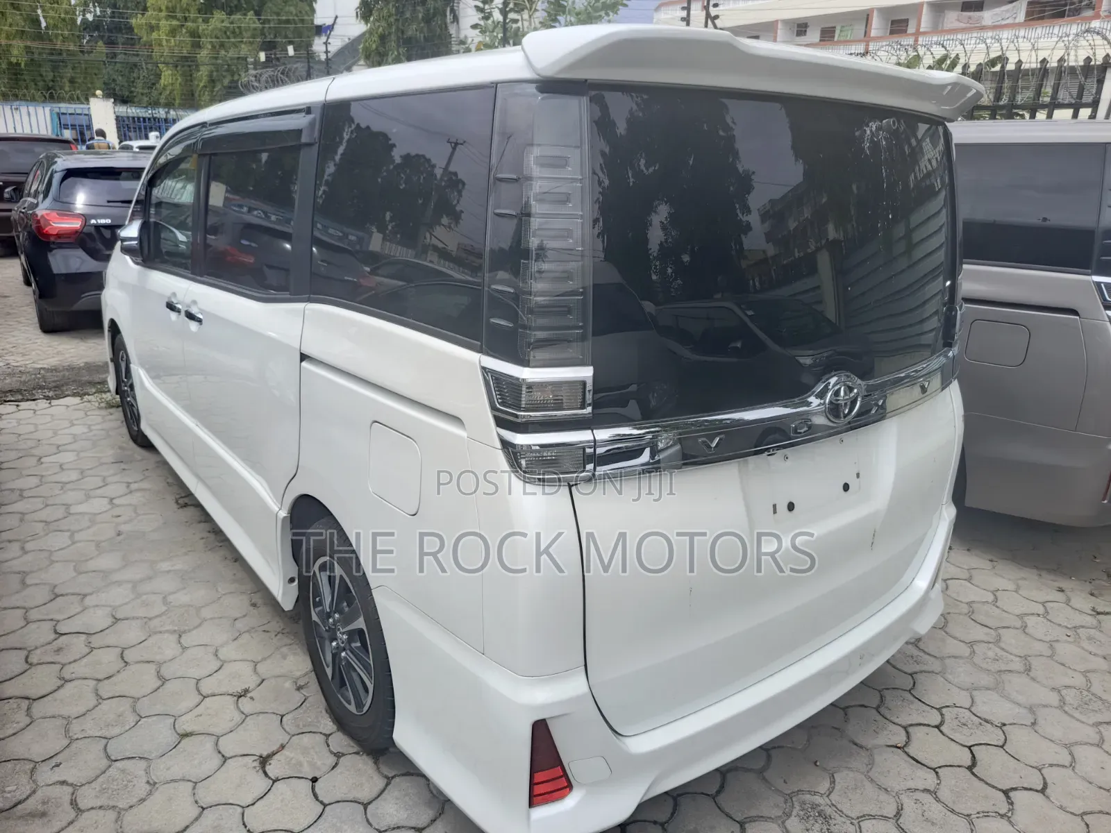 Toyota Voxy 2020 White