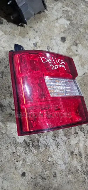 Mitsubishi Delica D5 Taillight