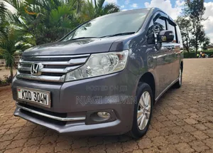 Honda Stepwgn 2014 Gray