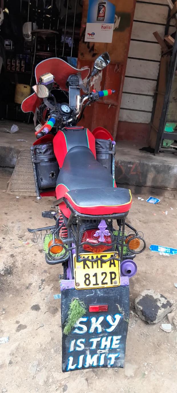TVS HLX Plus ES 2019 Red