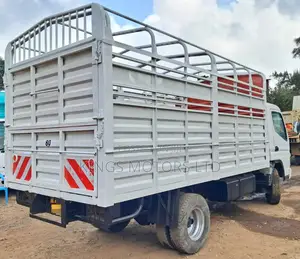 Mitsubishi Canter 2018 White