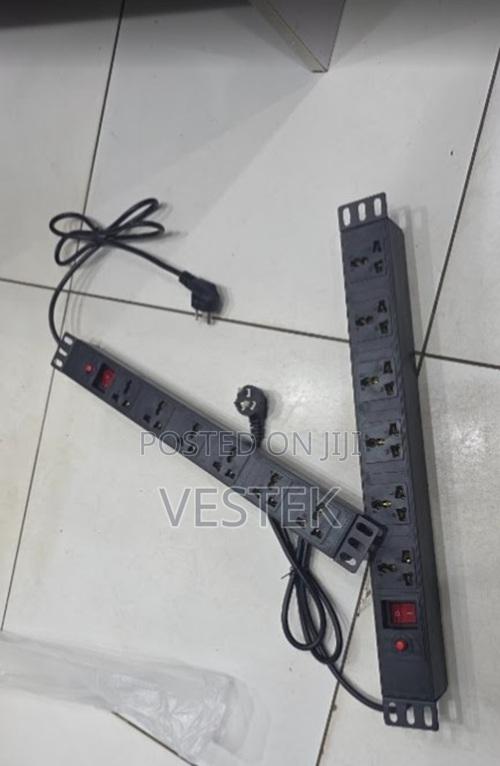 Pdu 6-Port Overload Protection Universal Data Server Rack