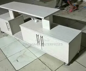 Tv Stand White Instabul 4ft With Led Lights Brand New