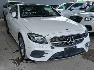 Mercedes-Benz E200 2020 White