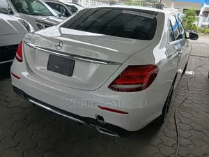 Mercedes-Benz E200 2020 White